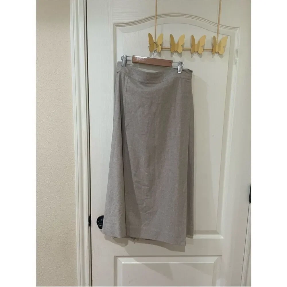 VINCE Women’s wrap skirt size 10 New with tags